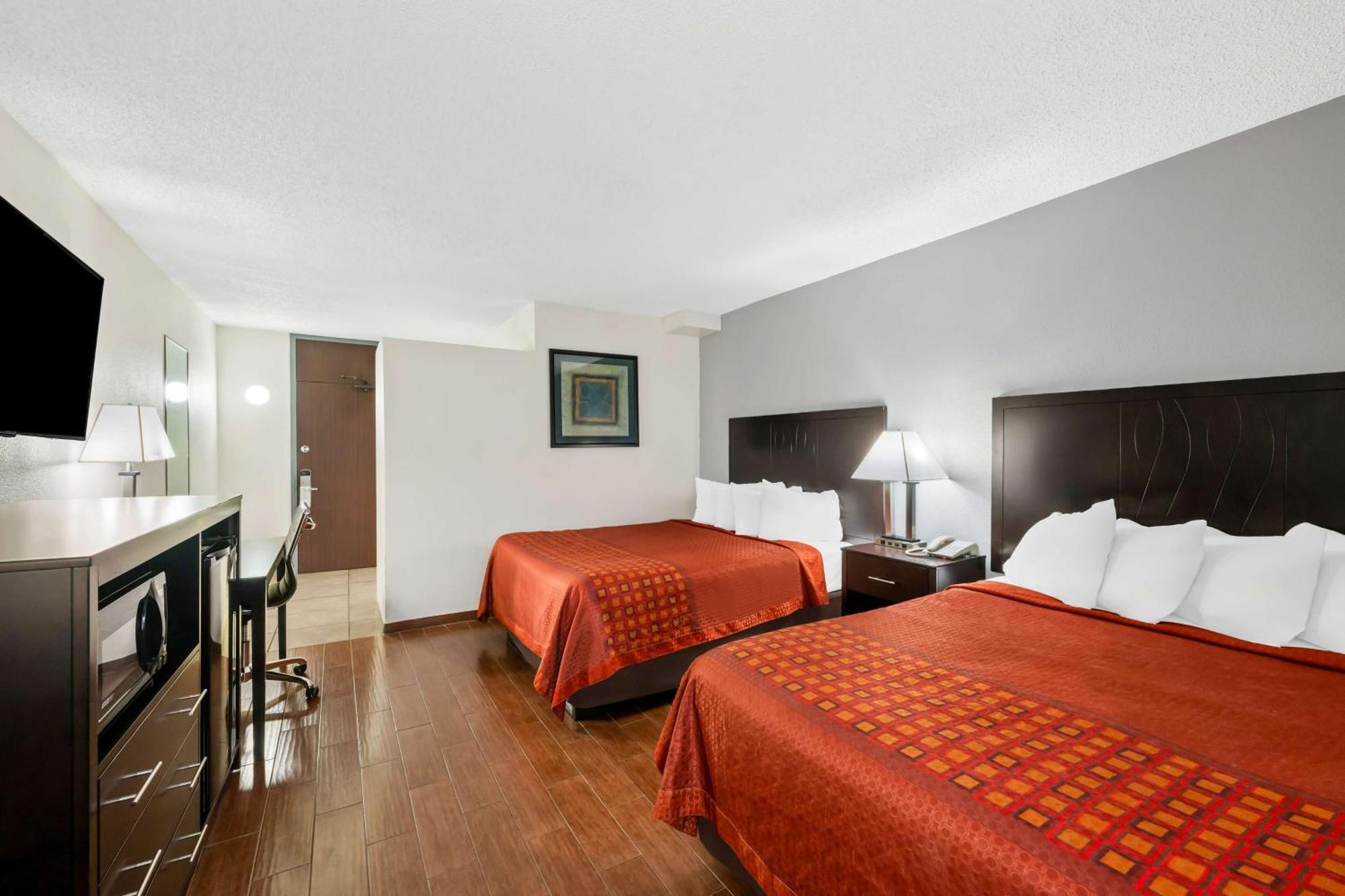 Surestay Plus Hotel By Best Western Lubbock Medical Center Exteriör bild