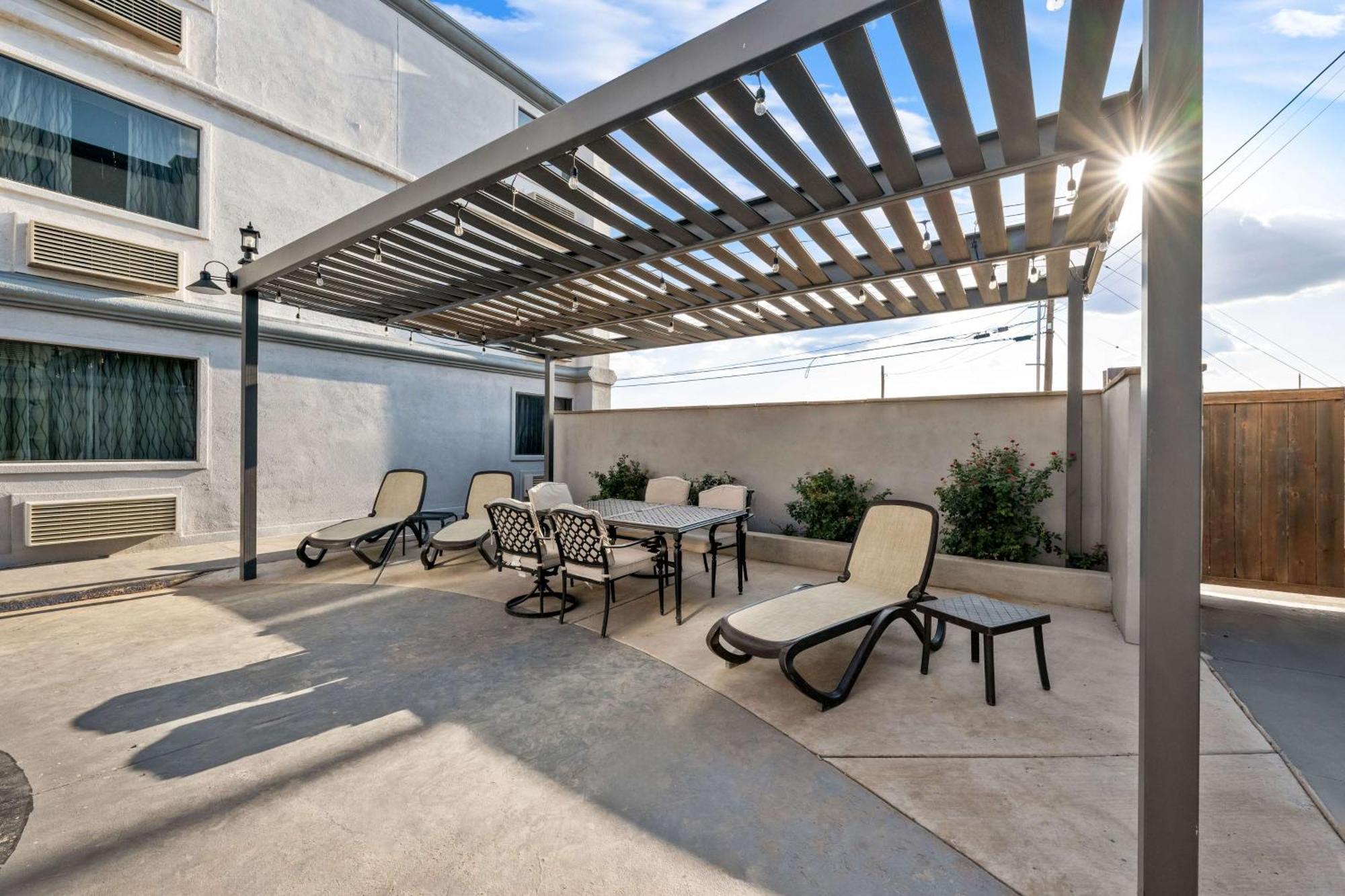 Surestay Plus Hotel By Best Western Lubbock Medical Center Exteriör bild