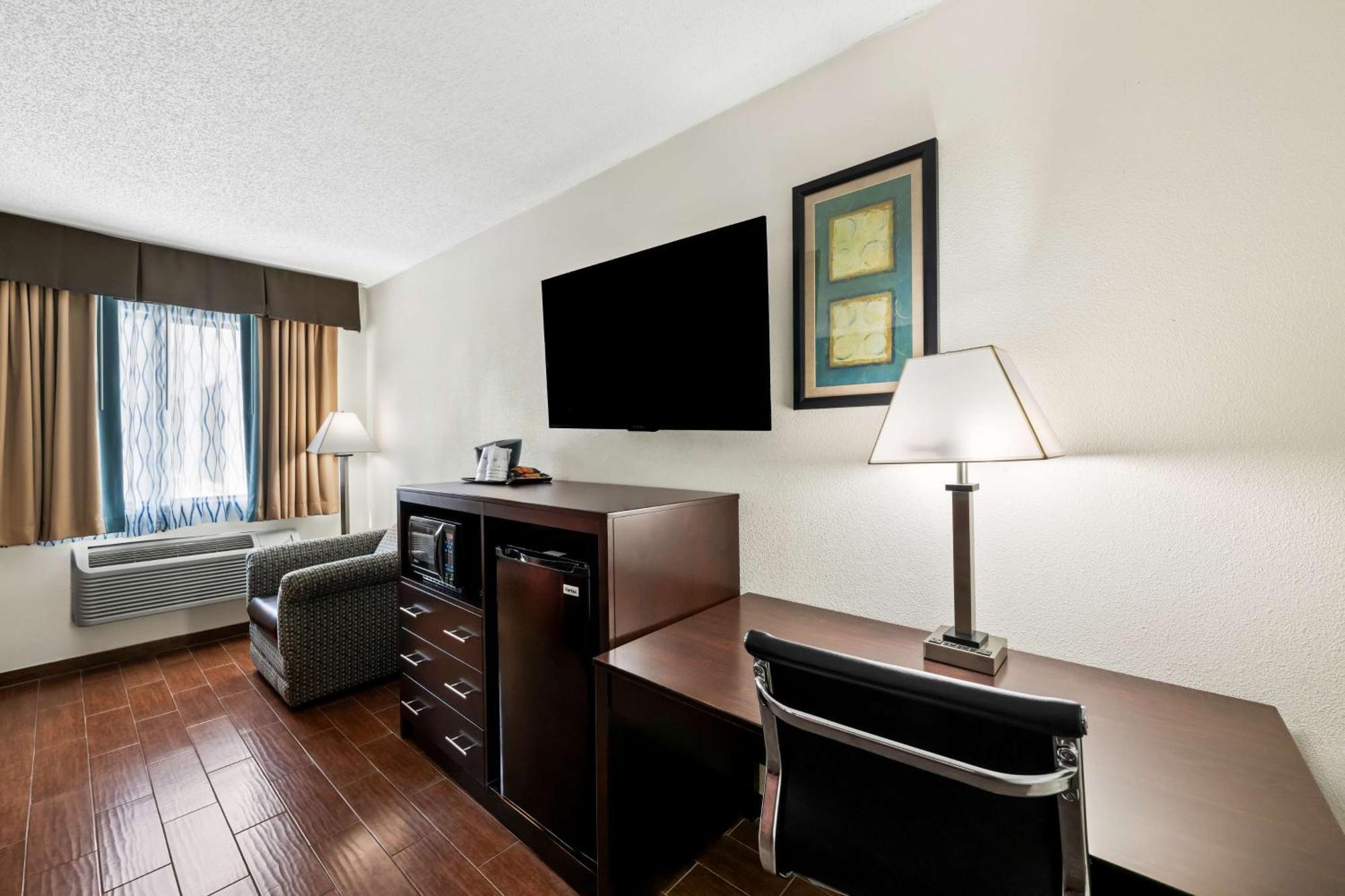 Surestay Plus Hotel By Best Western Lubbock Medical Center Exteriör bild