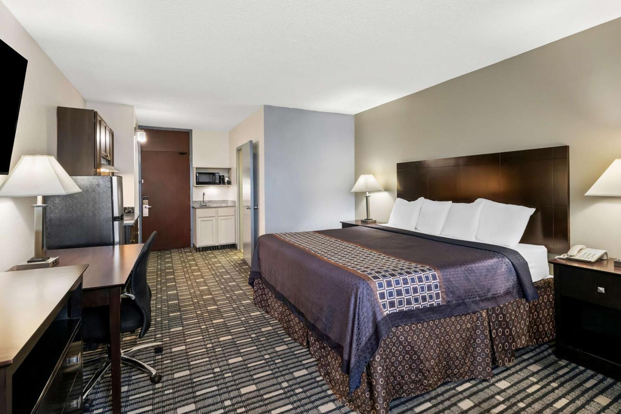 Surestay Plus Hotel By Best Western Lubbock Medical Center Exteriör bild