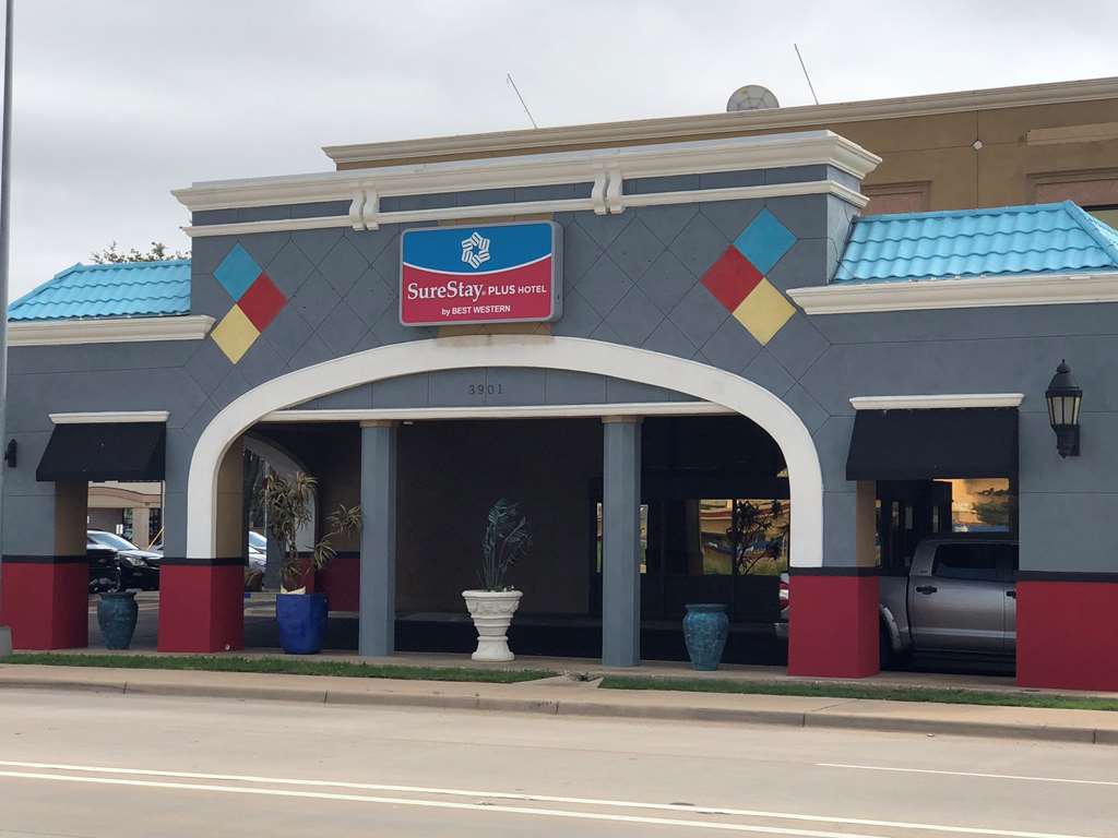 Surestay Plus Hotel By Best Western Lubbock Medical Center Exteriör bild